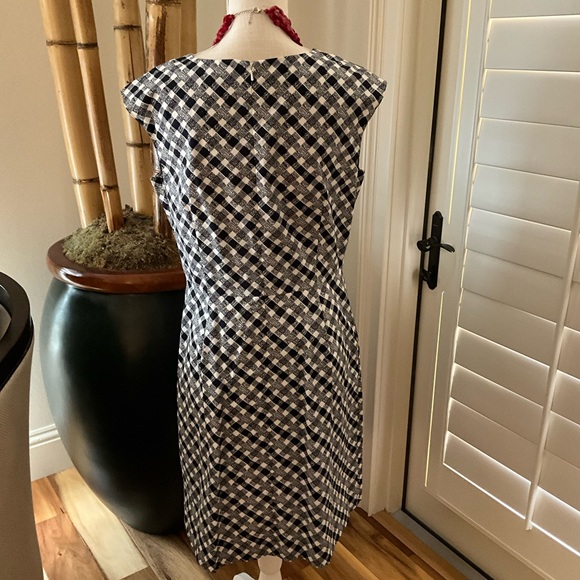 Brooks Brother Gingham Dress Size 12 - Picture 3 of 7